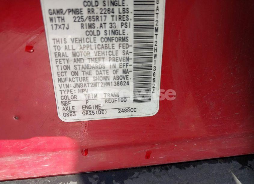 Photo 9 of 2017 Nissan Rogue SV (VIN JN8AT2MT2HW136624)