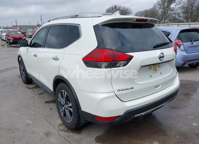 Photo 3 of 2017 Nissan Rogue SL (VIN JN8AT2MT2HW380211)