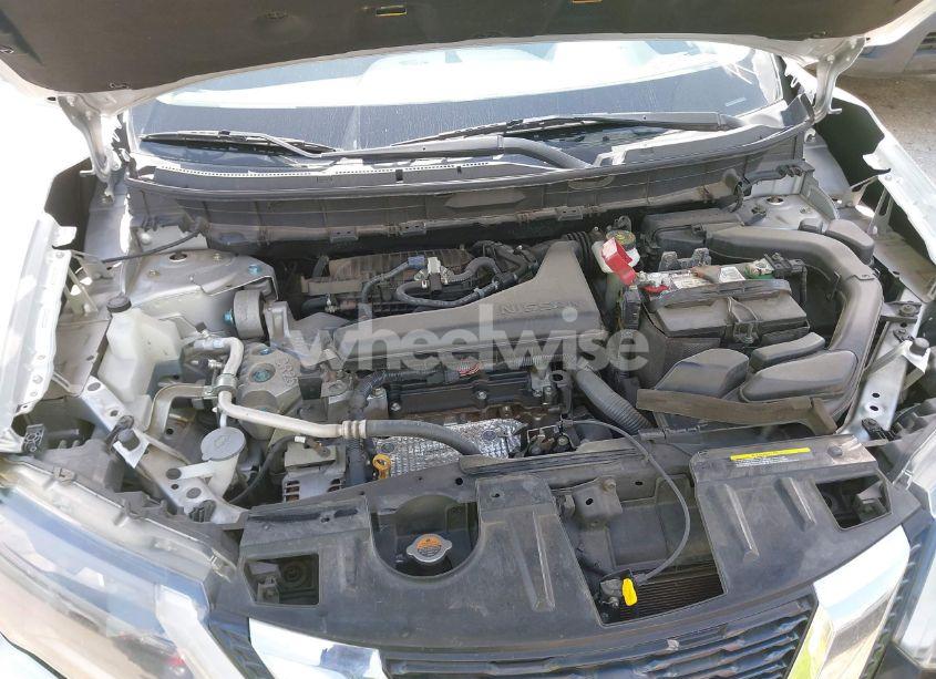 Photo 10 of 2017 Nissan Rogue S (VIN JN8AT2MT2HW384338)