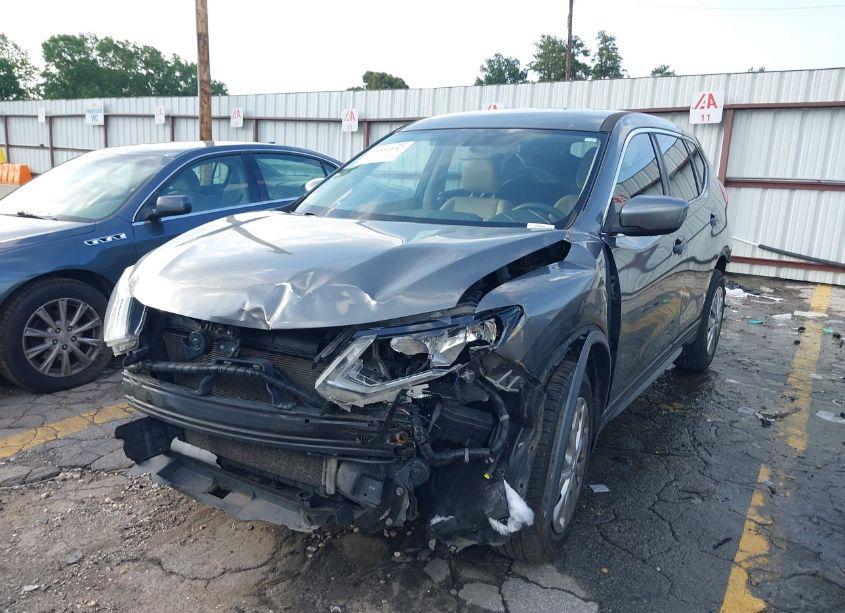 Photo 2 of 2017 Nissan Rogue S (VIN JN8AT2MT2HW385103)