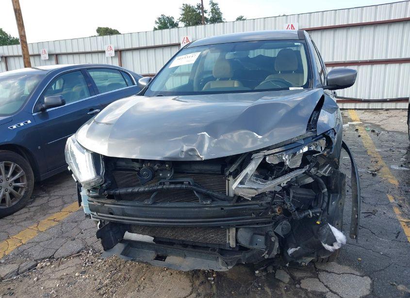 Photo 6 of 2017 Nissan Rogue S (VIN JN8AT2MT2HW385103)