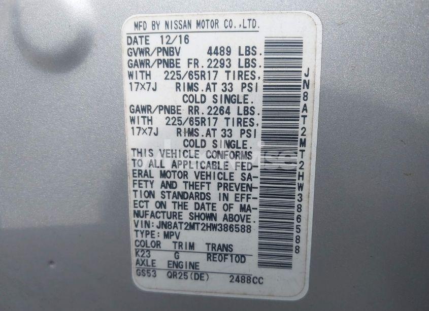 Photo 9 of 2017 Nissan Rogue SV (VIN JN8AT2MT2HW386588)