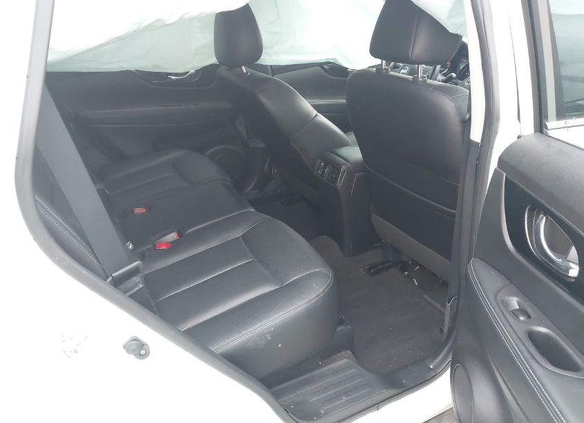 Photo 8 of 2017 Nissan Rogue SL (VIN JN8AT2MT2HW387840)