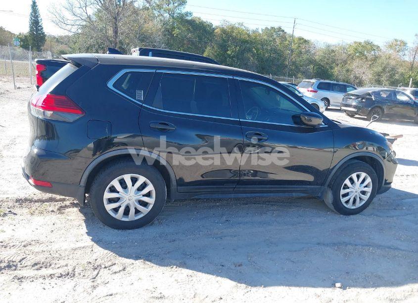 Photo 13 of 2017 Nissan Rogue S (VIN JN8AT2MT2HW390172)