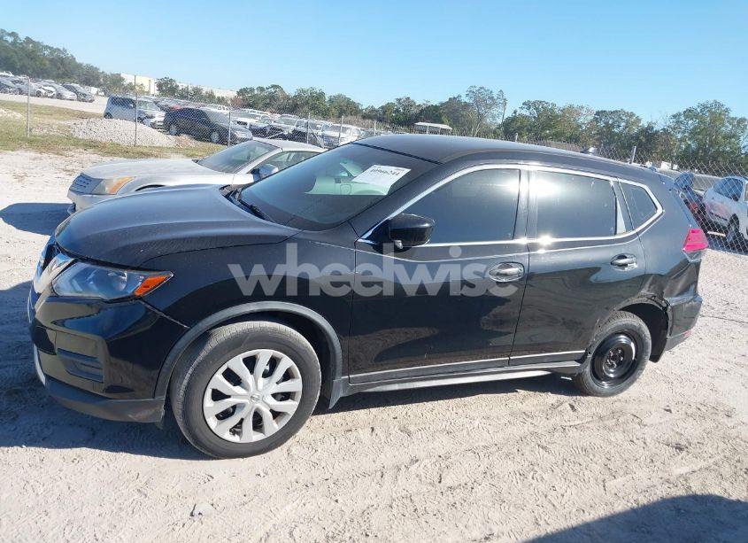 Photo 14 of 2017 Nissan Rogue S (VIN JN8AT2MT2HW390172)