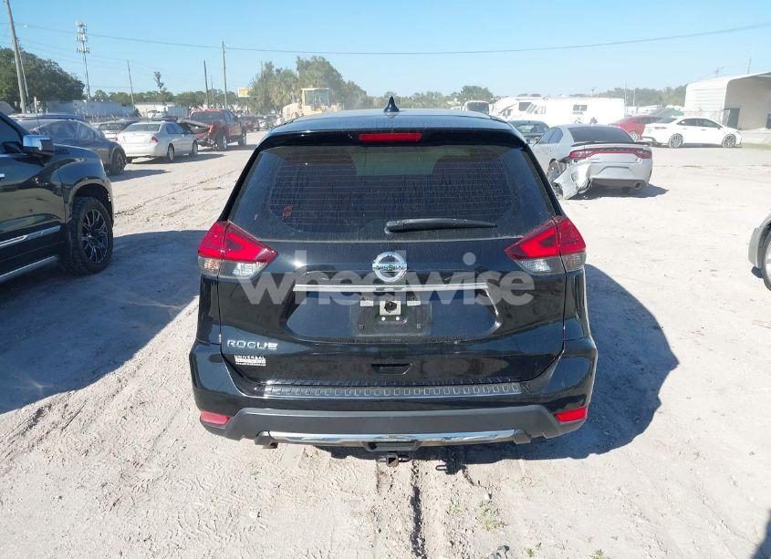 Photo 16 of 2017 Nissan Rogue S (VIN JN8AT2MT2HW390172)