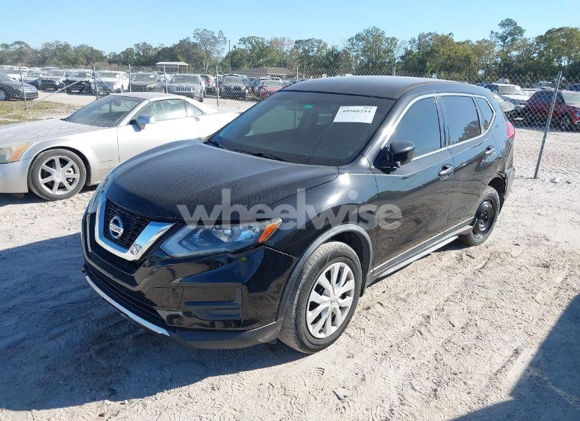 Photo 2 of 2017 Nissan Rogue S (VIN JN8AT2MT2HW390172)