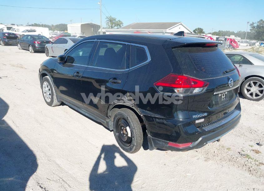 Photo 3 of 2017 Nissan Rogue S (VIN JN8AT2MT2HW390172)