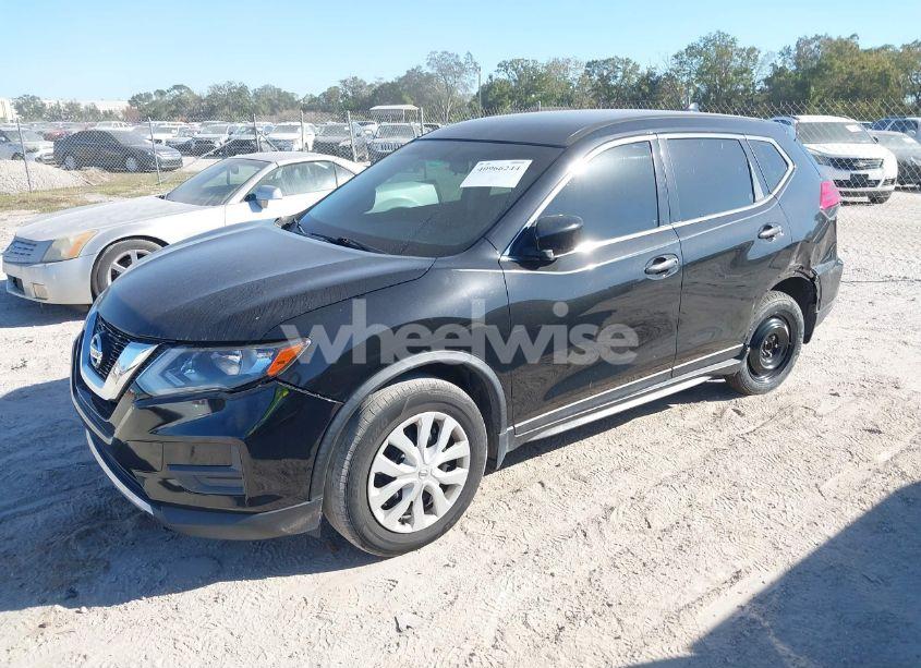 Photo 6 of 2017 Nissan Rogue S (VIN JN8AT2MT2HW390172)