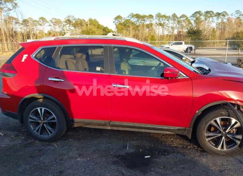 Photo 13 of 2017 Nissan Rogue SL (VIN JN8AT2MT2HW391869)