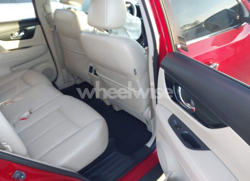 Photo 8 of 2017 Nissan Rogue SL (VIN JN8AT2MT2HW391869)