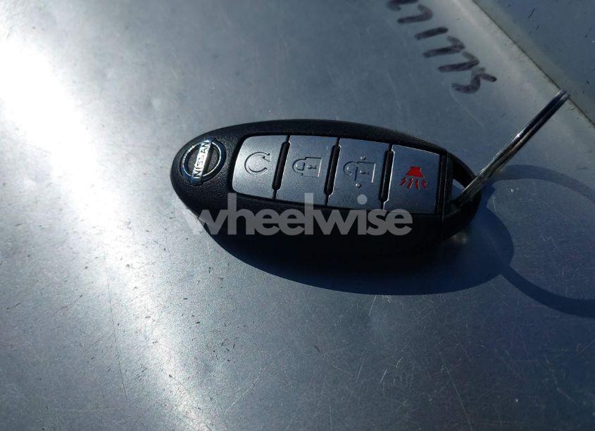 Photo 11 of 2017 Nissan Rogue SV (VIN JN8AT2MT2HW400778)