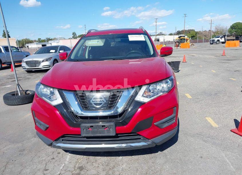 Photo 13 of 2017 Nissan Rogue SV (VIN JN8AT2MT2HW400778)