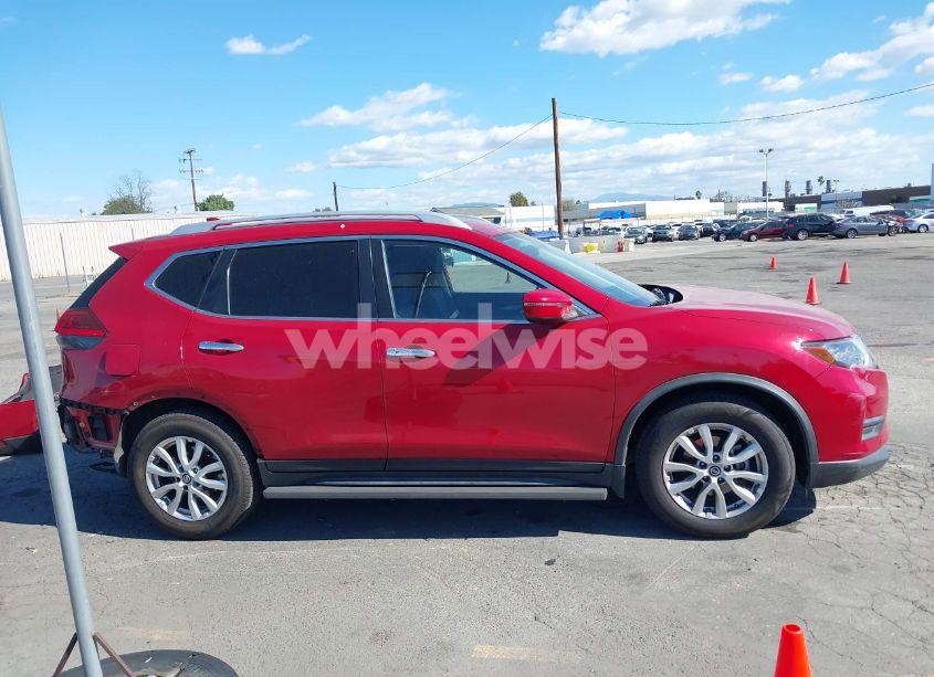 Photo 14 of 2017 Nissan Rogue SV (VIN JN8AT2MT2HW400778)
