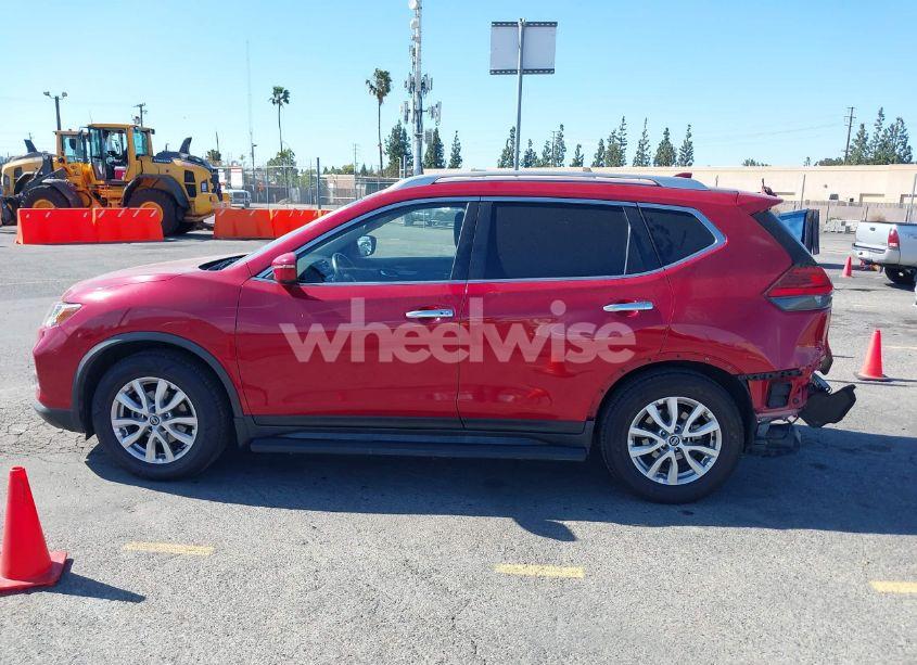 Photo 15 of 2017 Nissan Rogue SV (VIN JN8AT2MT2HW400778)