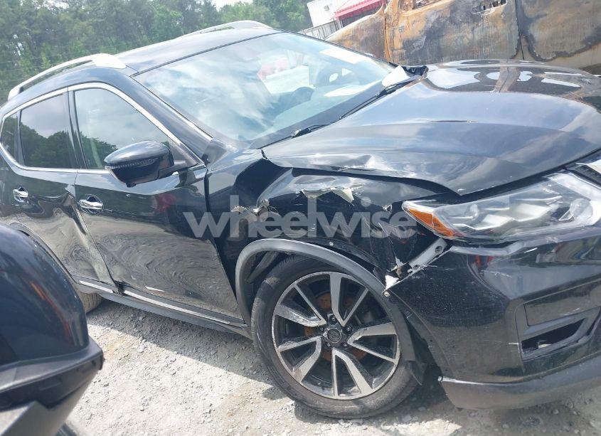 Photo 13 of 2018 Nissan Rogue SL (VIN JN8AT2MT2JW485840)