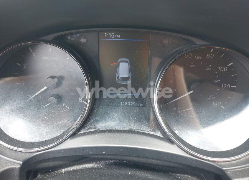 Photo 7 of 2018 Nissan Rogue SL (VIN JN8AT2MT2JW485840)