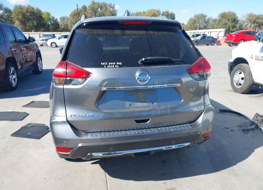 Photo 17 of 2019 Nissan Rogue SV (VIN JN8AT2MT2KW256673)