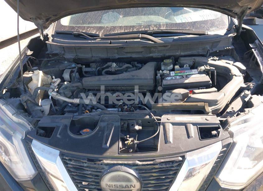Photo 10 of 2019 Nissan Rogue SV (VIN JN8AT2MT2KW257600)