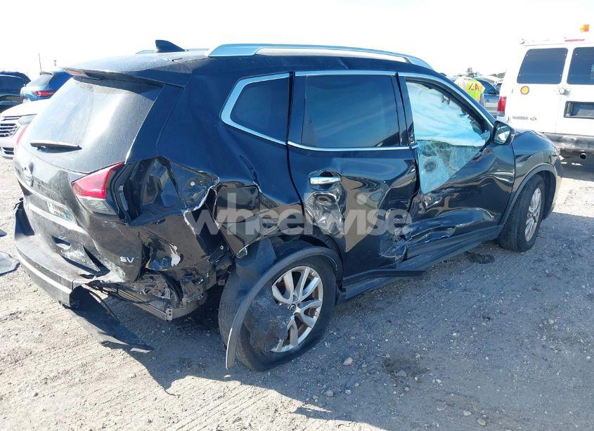 Photo 4 of 2019 Nissan Rogue SV (VIN JN8AT2MT2KW257600)