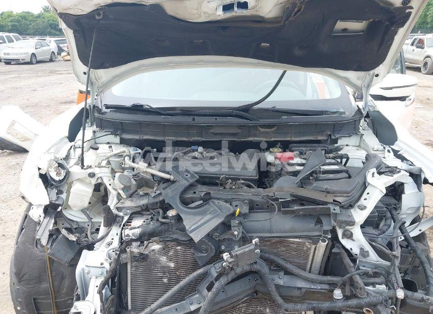 Photo 10 of 2019 Nissan Rogue SV (VIN JN8AT2MT2KW261808)