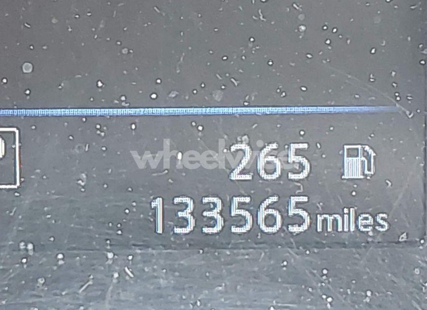 Photo 15 of 2019 Nissan Rogue SV (VIN JN8AT2MT2KW261808)