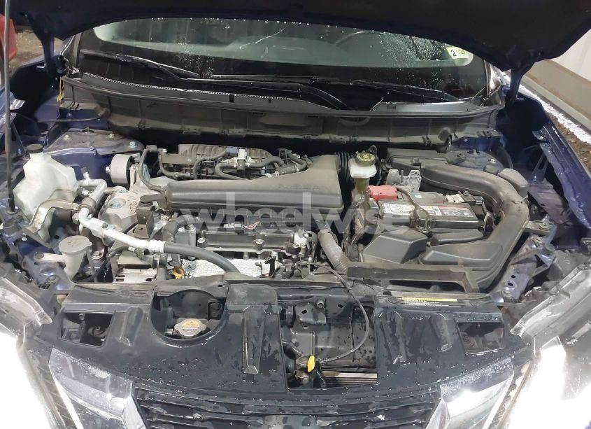 Photo 10 of 2019 Nissan Rogue SV (VIN JN8AT2MT2KW265647)