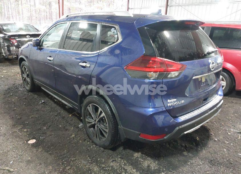 Photo 3 of 2019 Nissan Rogue SV (VIN JN8AT2MT2KW265647)