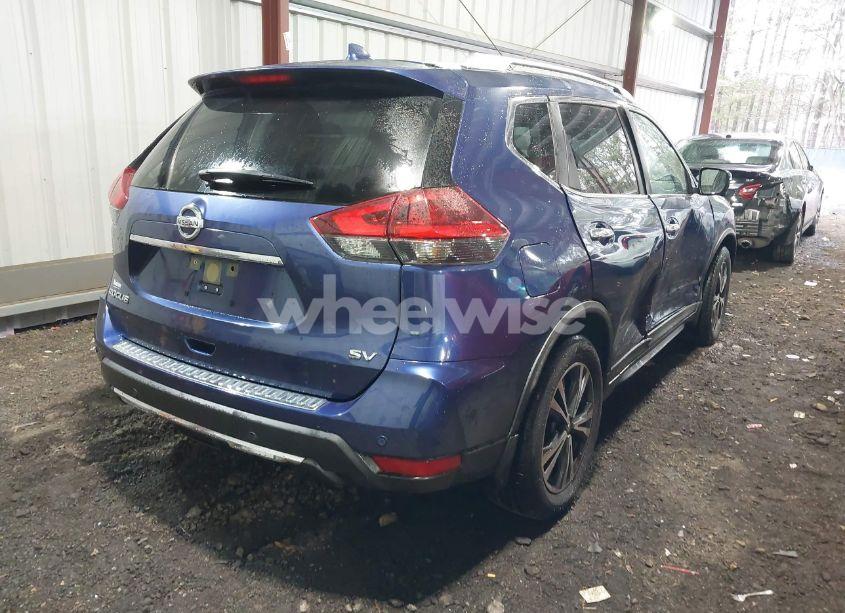 Photo 4 of 2019 Nissan Rogue SV (VIN JN8AT2MT2KW265647)