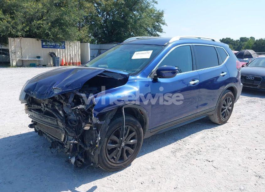 Photo 2 of 2020 Nissan Rogue SV FWD (VIN JN8AT2MT2LW001491)