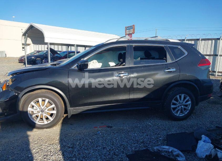 Photo 14 of 2020 Nissan Rogue S FWD (VIN JN8AT2MT2LW001880)