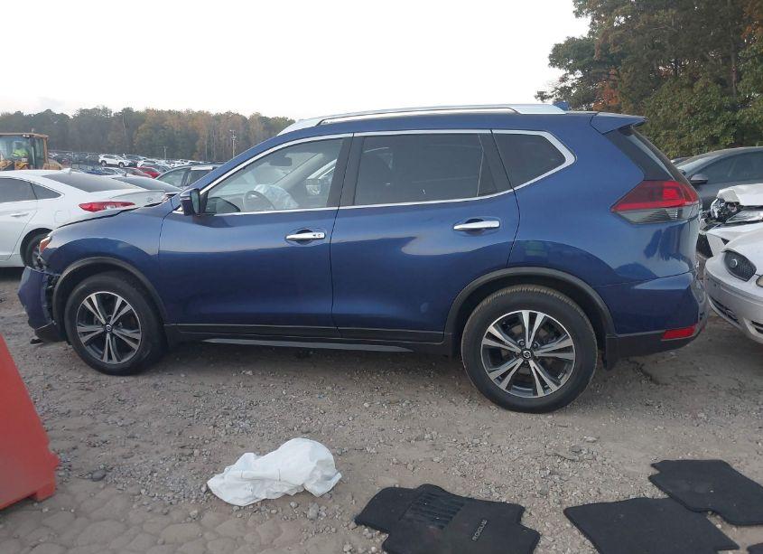 Photo 14 of 2020 Nissan Rogue SV FWD (VIN JN8AT2MT2LW016959)