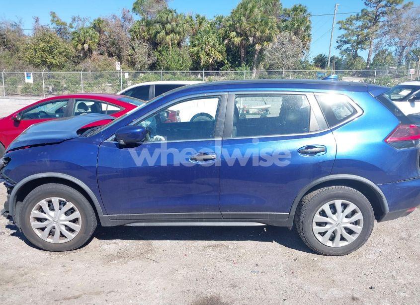 Photo 14 of 2020 Nissan Rogue S FWD (VIN JN8AT2MT2LW018128)