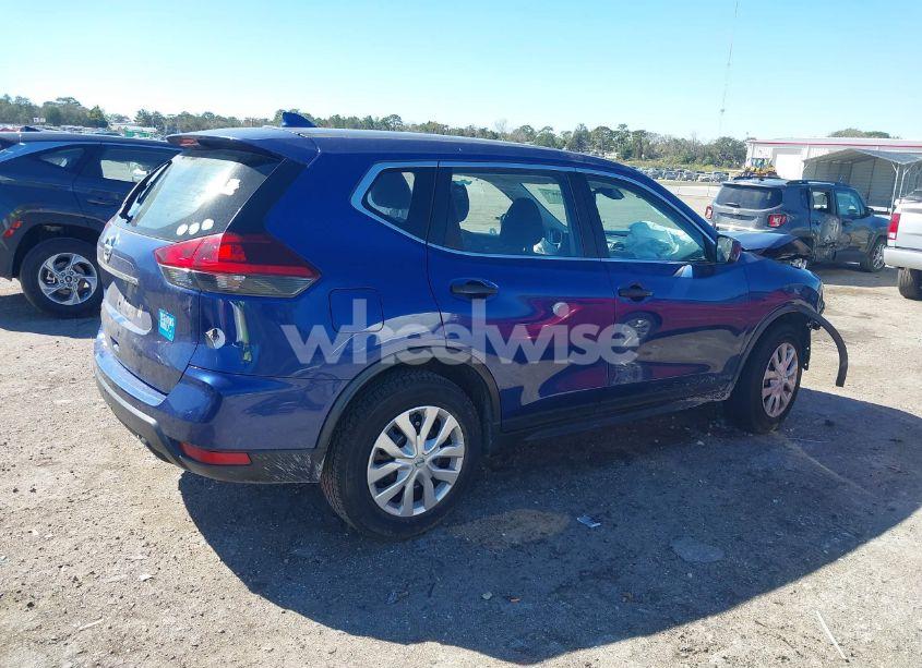 Photo 4 of 2020 Nissan Rogue S FWD (VIN JN8AT2MT2LW018128)