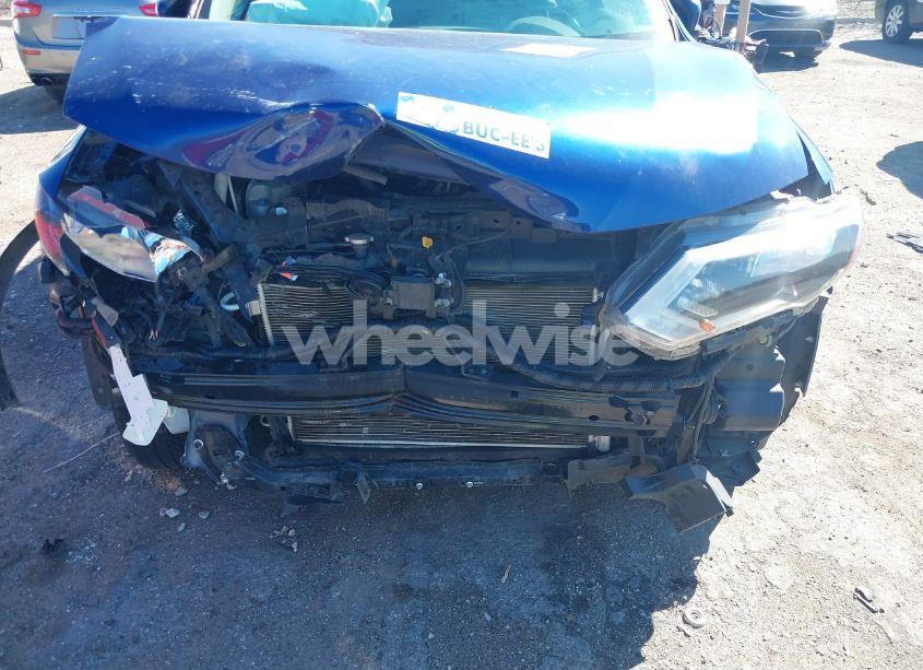 Photo 6 of 2020 Nissan Rogue S FWD (VIN JN8AT2MT2LW018128)