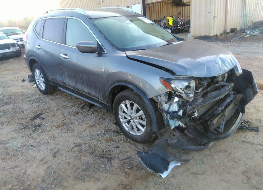 2020 Nissan Rogue S FWD (VIN JN8AT2MT2LW035270) main photo