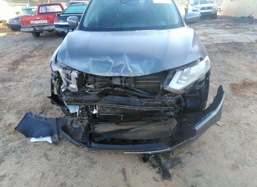 Photo 13 of 2020 Nissan Rogue S FWD (VIN JN8AT2MT2LW035270)