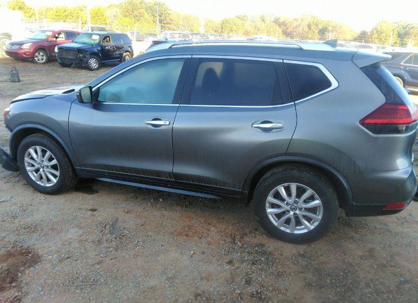 Photo 15 of 2020 Nissan Rogue S FWD (VIN JN8AT2MT2LW035270)
