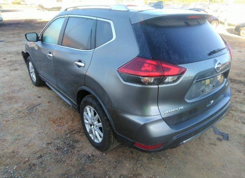 Photo 3 of 2020 Nissan Rogue S FWD (VIN JN8AT2MT2LW035270)
