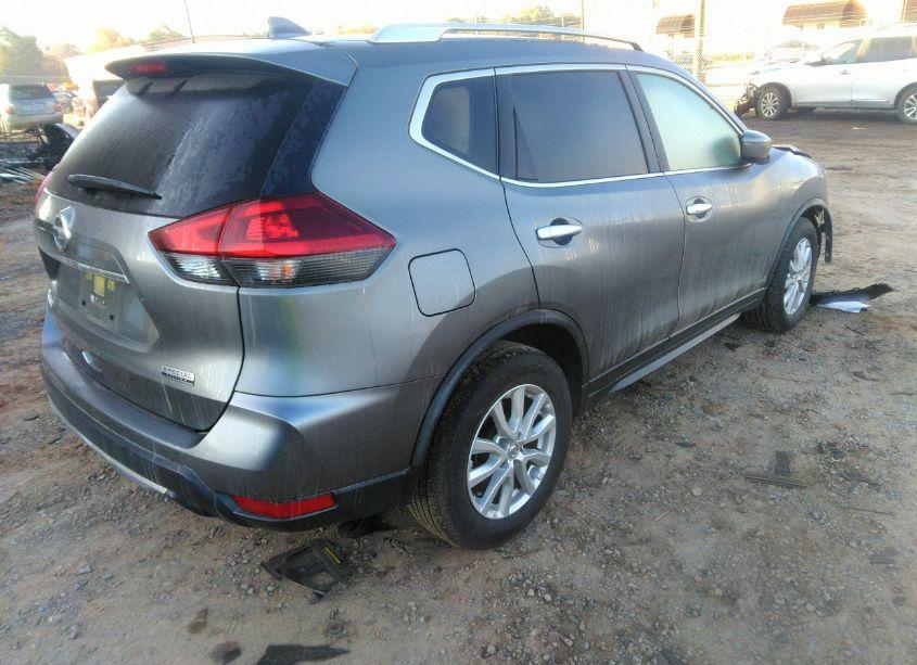 Photo 4 of 2020 Nissan Rogue S FWD (VIN JN8AT2MT2LW035270)
