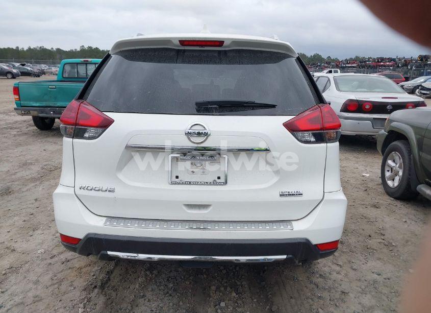Photo 16 of 2020 Nissan Rogue S FWD (VIN JN8AT2MT2LW037407)