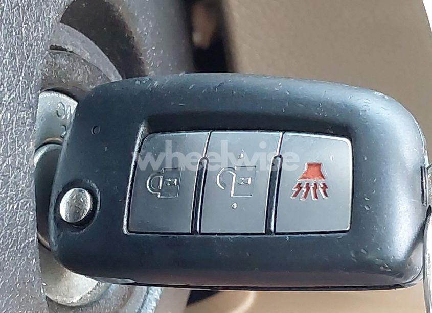 Photo 11 of 2016 Nissan Rogue S (VIN JN8AT2MT3GW018497)