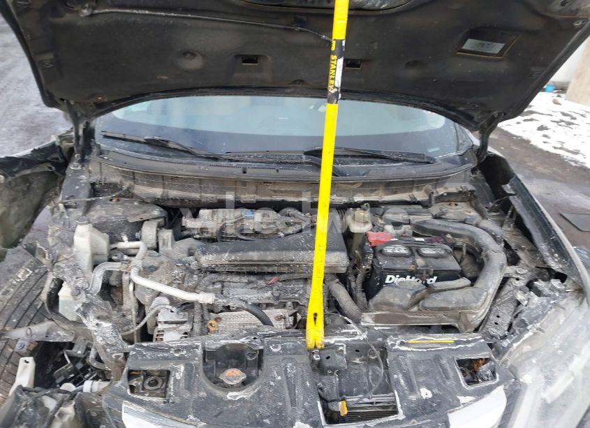 Photo 10 of 2017 Nissan Rogue SL (VIN JN8AT2MT3HW151178)