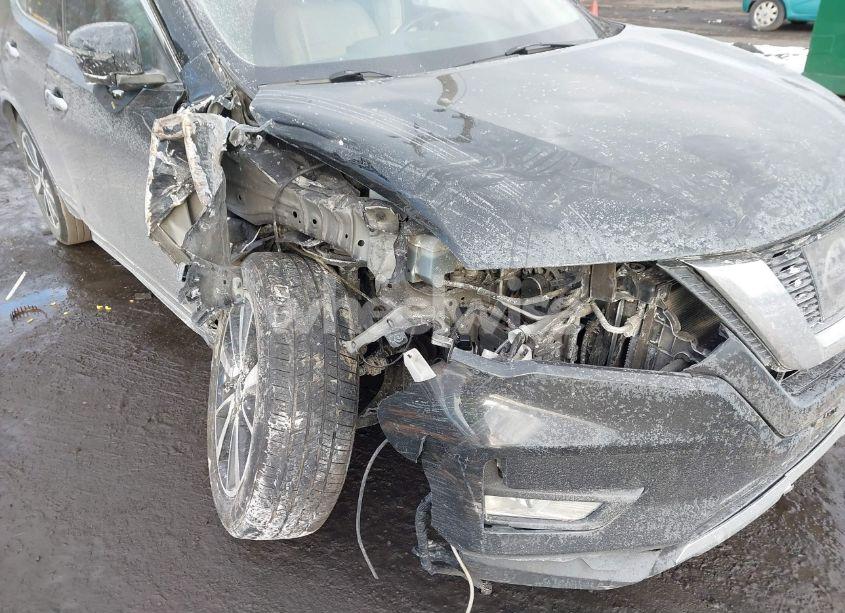 Photo 6 of 2017 Nissan Rogue SL (VIN JN8AT2MT3HW151178)