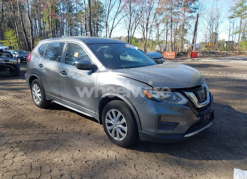 2017 Nissan Rogue S (VIN JN8AT2MT3HW153058) main photo