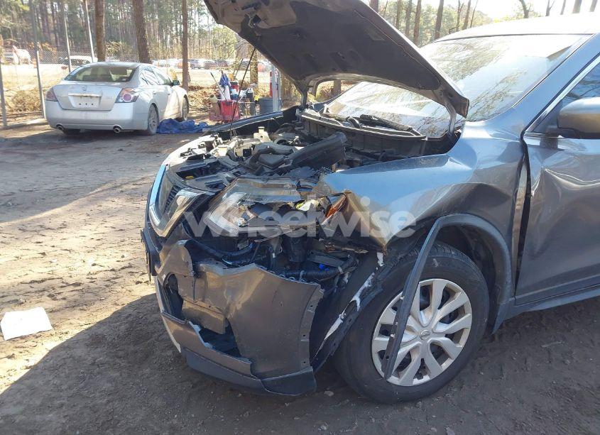 Photo 6 of 2017 Nissan Rogue S (VIN JN8AT2MT3HW153058)