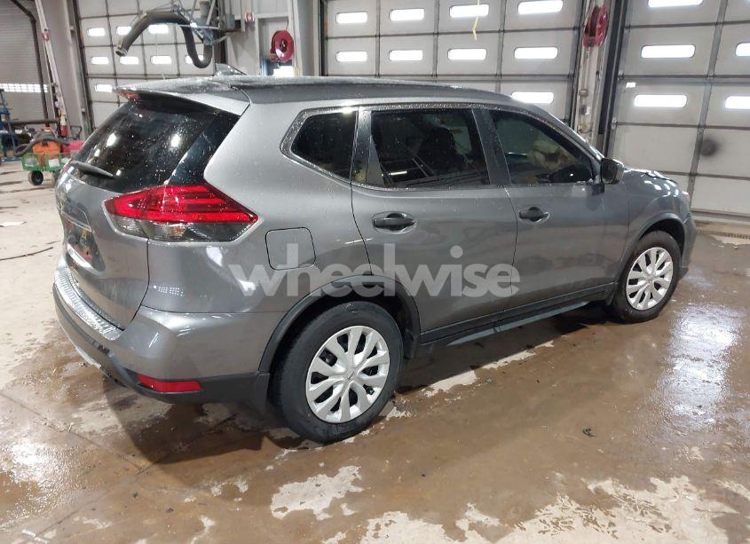 Photo 4 of 2017 Nissan Rogue S (VIN JN8AT2MT3HW382596)