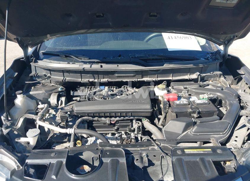 Photo 10 of 2017 Nissan Rogue S (VIN JN8AT2MT3HW390746)