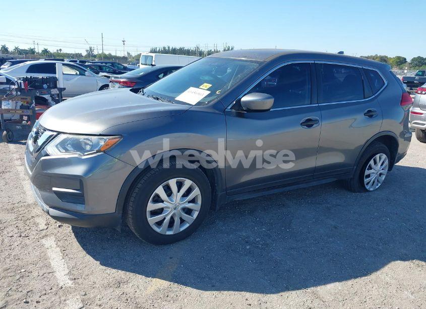 Photo 2 of 2017 Nissan Rogue S (VIN JN8AT2MT3HW390746)