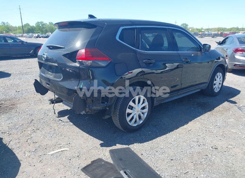 Photo 4 of 2018 Nissan Rogue S (VIN JN8AT2MT3JW451180)
